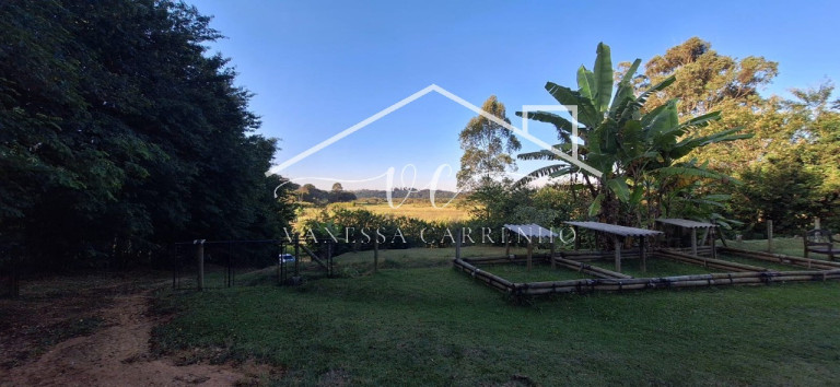 Imagem Imóvel com 2 Quartos à Venda, 4.305 m² em Jardim Camargo (canguera) - São Roque