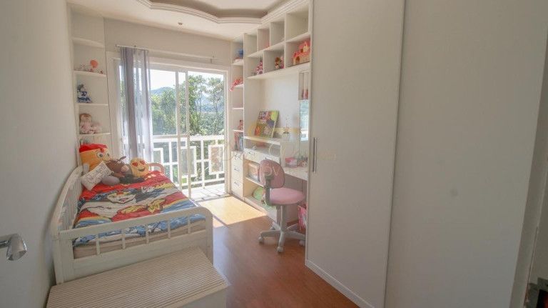 Imagem Casa com 3 Quartos à Venda, 337 m² em Tijuca - Teresópolis Imagem Casa com 3 Quartos à Venda, 337 m² em Tijuca - Teresópolis