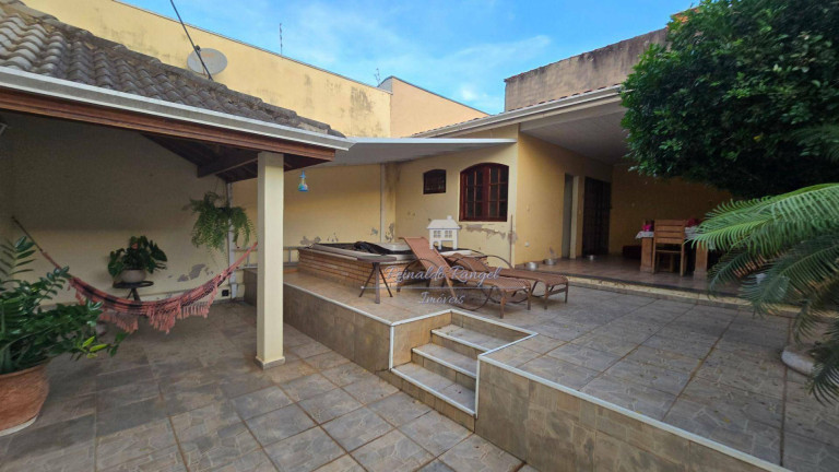 Imagem Casa com 4 Quartos à Venda, 234 m² em Parque Residencial Presidente Médici - Itu
