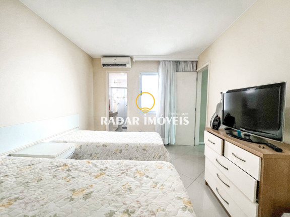 Imagem Apartamento com 3 Quartos à Venda, 170 m² em Centro - Cabo Frio