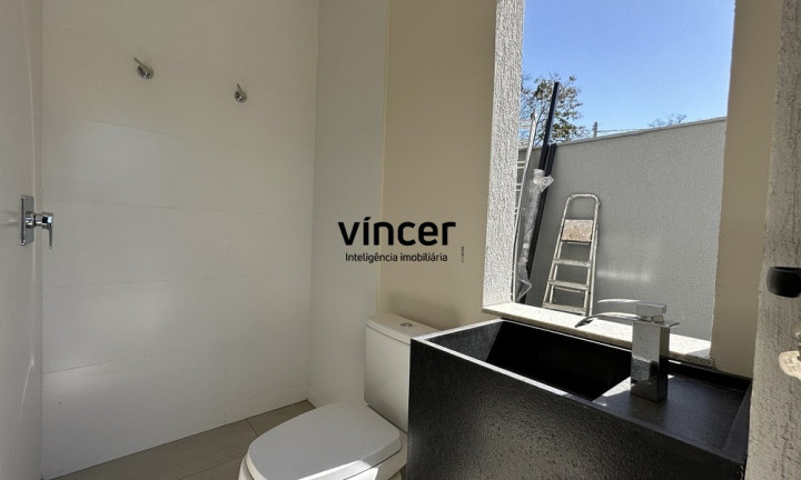 Imagem Casa com 3 Quartos à Venda, 265 m² em Jardins Capri - Senador Canedo