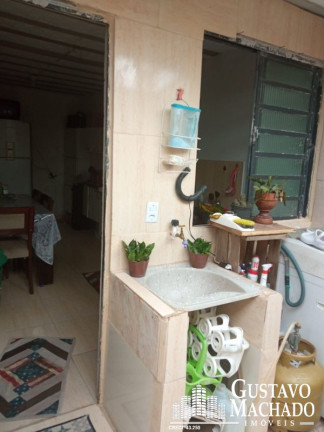 Imagem Casa com 2 Quartos à Venda, 90 m² em Vila Rica Três Poços - Volta Redonda