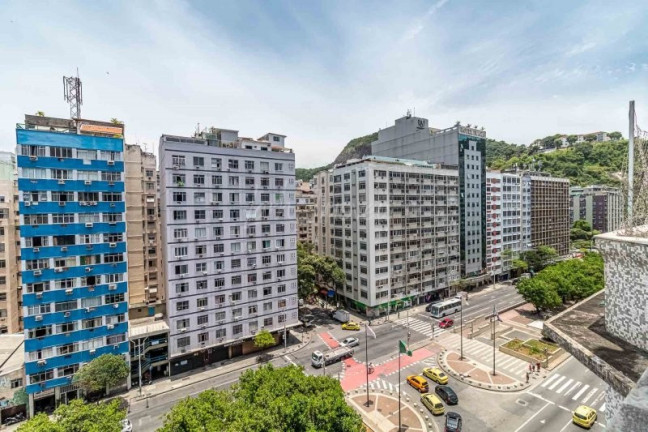 Imagem Apartamento com 3 Quartos à Venda, 133 m² em Copacabana - Rio De Janeiro