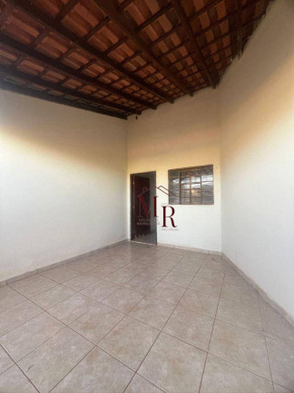 Casa com 3 Quartos para Alugar, 180 m² em Centro - Riolândia