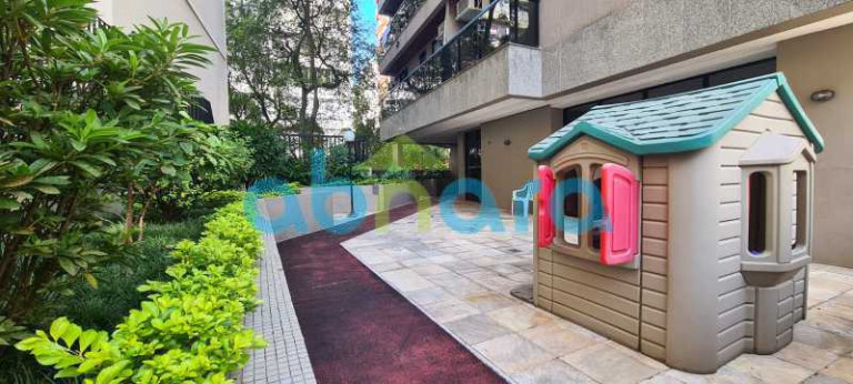 Imagem Apartamento com 2 Quartos à Venda, 72 m² em Copacabana - Rio De Janeiro Imagem Apartamento com 2 Quartos à Venda, 72 m² em Copacabana - Rio De Janeiro