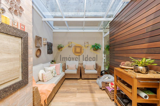 Imagem Casa com 4 Quartos à Venda, 200 m² em Jardim Das Américas - Curitiba Imagem Casa com 4 Quartos à Venda, 200 m² em Jardim Das Américas - Curitiba