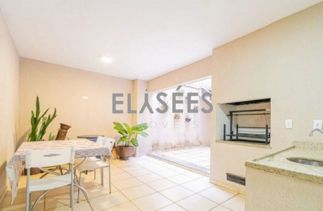 Imagem Casa com 4 Quartos à Venda, 320 m² em Jardim Prudência - São Paulo