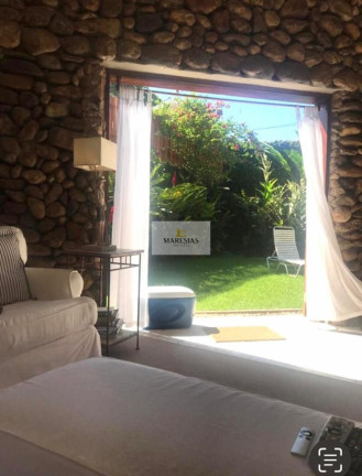 Imagem Casa com 3 Quartos à Venda, 200 m² em Camburi - São Sebastião Imagem Casa com 3 Quartos à Venda, 200 m² em Camburi - São Sebastião