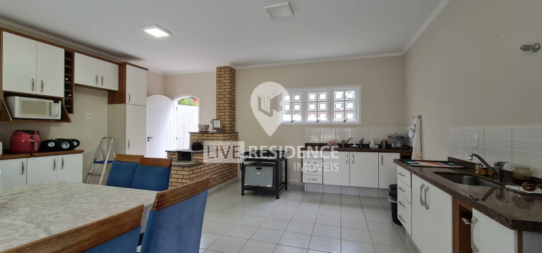 Imagem Casa com 4 Quartos à Venda, 280 m² em Ville Chamonix - Itatiba Imagem Casa com 4 Quartos à Venda, 280 m² em Ville Chamonix - Itatiba