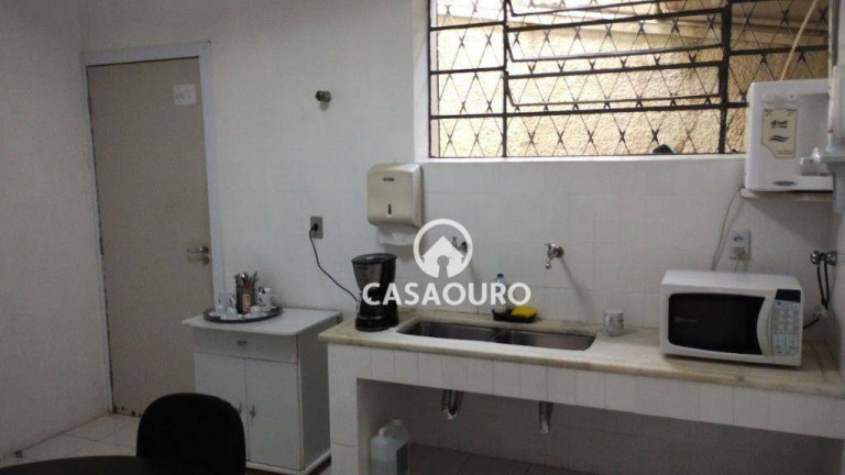 Imagem Casa com 6 Quartos à Venda, 250 m² em São Lucas - Belo Horizonte Imagem Casa com 6 Quartos à Venda, 250 m² em São Lucas - Belo Horizonte