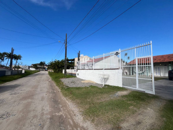 Imagem Casa com 2 Quartos à Venda, 107 m² em Barra Do Sai - Itapoá Imagem Casa com 2 Quartos à Venda, 107 m² em Barra Do Sai - Itapoá