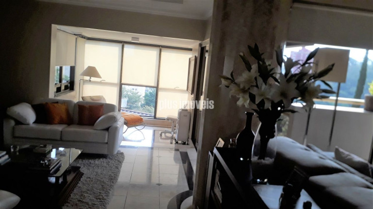 Apartamento com 3 Quartos à Venda, 197 m² em Panamby - São Paulo