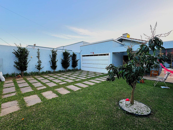 Imagem Casa com 3 Quartos à Venda, 150 m² em Cidade Alta - Itaqui