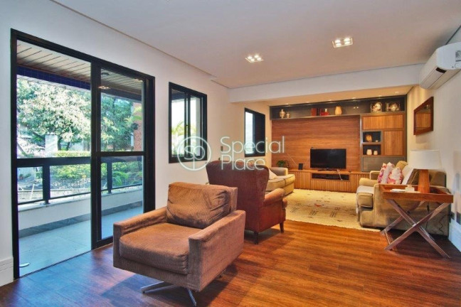 Apartamento com 3 Quartos à Venda, 250 m² em Morumbi - São Paulo