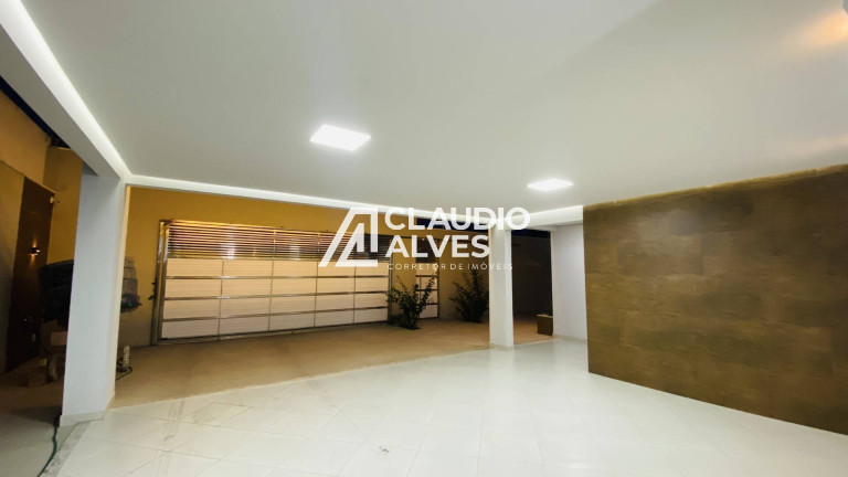 Imagem Casa com 3 Quartos à Venda, 300 m² em Cidade Nova - Feira De Santana Imagem Casa com 3 Quartos à Venda, 300 m² em Cidade Nova - Feira De Santana
