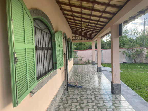 Imagem Casa com 4 Quartos à Venda, 249 m² em Pernambuca (praia Seca) - Araruama