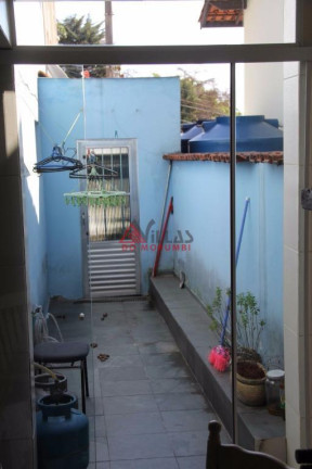 Imagem Sobrado com 3 Quartos à Venda, 120 m² em Capão Redondo - São Paulo
