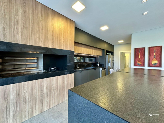 Imagem Casa de Condomínio com 5 Quartos à Venda, 297 m² em Centro - Xangri-lá
