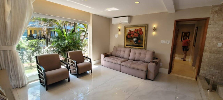 Imagem Casa com 4 Quartos para Alugar,  em Parque Verde - Belém