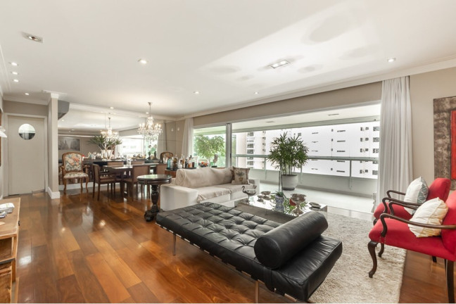 Apartamento com 3 Quartos à Venda, 211 m² em Vila Andrade - São Paulo