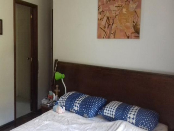 Imagem Casa com 3 Quartos à Venda, 215 m² em Jardim Lindóia - Porto Alegre Imagem Casa com 3 Quartos à Venda, 215 m² em Jardim Lindóia - Porto Alegre