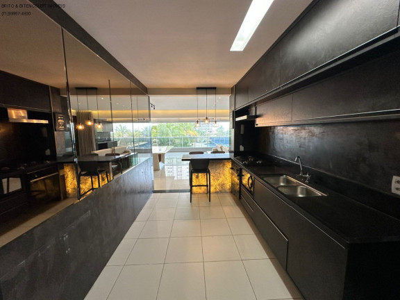 Imagem Imóvel com 3 Quartos à Venda, 165 m² em Pituaçu - Salvador Imagem Imóvel com 3 Quartos à Venda, 165 m² em Pituaçu - Salvador