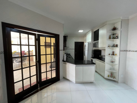Imagem Casa com 3 Quartos à Venda, 250 m² em Bel Recanto - Taubaté