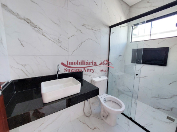 Imagem Imóvel com 3 Quartos à Venda,  em Cajupiranga - Parnamirim