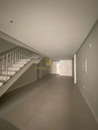 Imagem Sala Comercial à Venda, 160 m² em Centro - Balneário Camboriú Imagem Sala Comercial à Venda, 160 m² em Centro - Balneário Camboriú