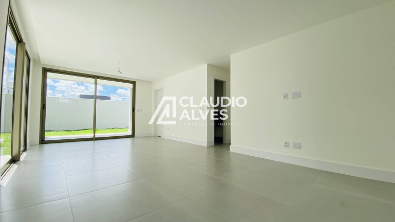 Imagem Casa de Condomínio com 4 Quartos à Venda, 225 m² em Papagaio - Feira De Santana