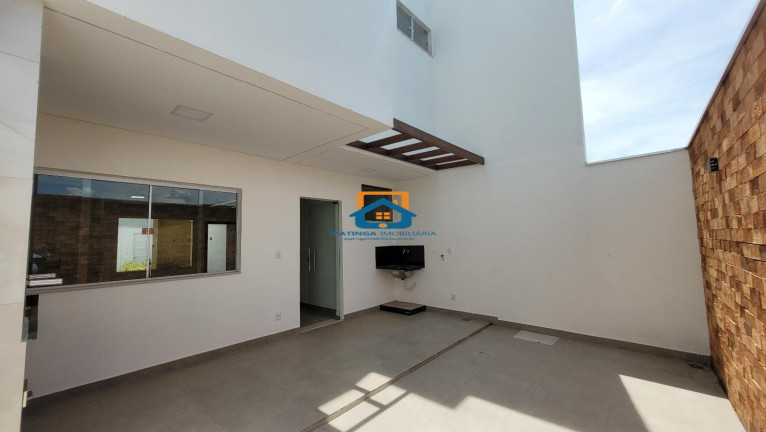 Imagem Casa com 3 Quartos à Venda, 137 m² em Residencial Bethânia - Santana Do Paraíso