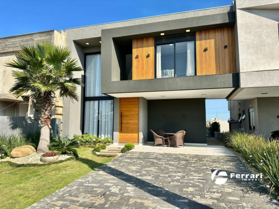 Casa de Condomínio com 5 Quartos à Venda, 210 m² em Centro - Xangri-lá