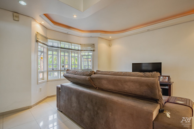 Imagem Casa com 4 Quartos à Venda, 194 m² em Moinhos De Vento - Canoas