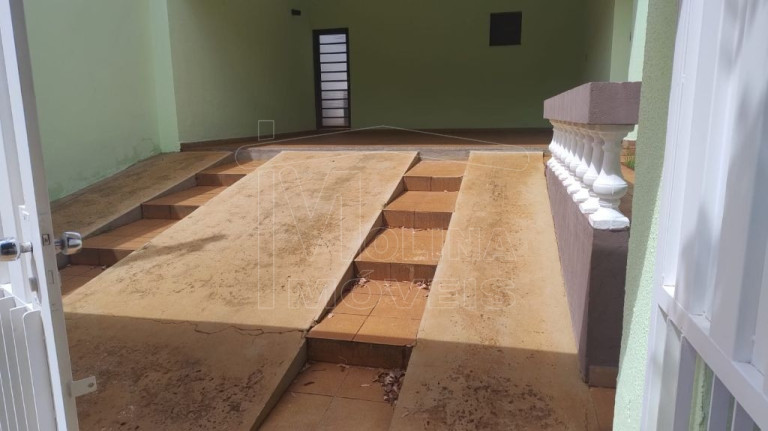 Casa com 3 Quartos para Alugar,  em Jardim Eliana - Araraquara