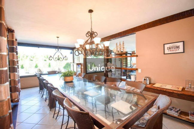 Imagem Casa com 11 Quartos à Venda, 1.500 m² em Ferradura - Armação Dos Búzios Imagem Casa com 11 Quartos à Venda, 1.500 m² em Ferradura - Armação Dos Búzios