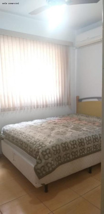 Imagem Imóvel com 2 Quartos para Temporada, 70 m² em Meia Praia - Itapema