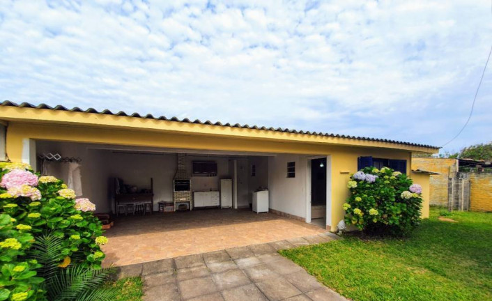Imagem Casa com 3 Quartos à Venda ou Locação, 110 m² em Zona Nova - Capão Da Canoa