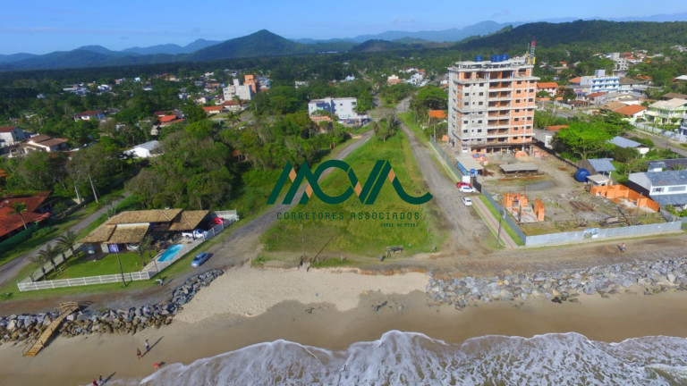 Imagem Casa com 3 Quartos à Venda, 1.476 m² em Mariluz - Itapoá Imagem Casa com 3 Quartos à Venda, 1.476 m² em Mariluz - Itapoá