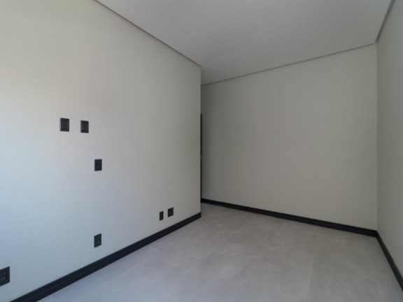Imagem Imóvel com 3 Quartos à Venda, 233 m² em Distrito Industrial - Cachoeirinha Imagem Imóvel com 3 Quartos à Venda, 233 m² em Distrito Industrial - Cachoeirinha