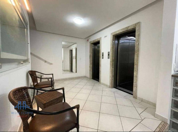 Imagem Apartamento com 3 Quartos à Venda, 99 m² em Centro - Florianópolis Imagem Apartamento com 3 Quartos à Venda, 99 m² em Centro - Florianópolis