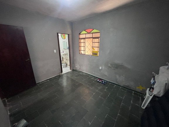 Imagem Casa com 2 Quartos à Venda, 200 m² em Conjunto Confisco - Contagem