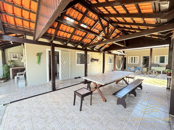 Imagem Casa com 3 Quartos à Venda, 160 m² em Salinas - Balneário Barra Do Sul Imagem Casa com 3 Quartos à Venda, 160 m² em Salinas - Balneário Barra Do Sul