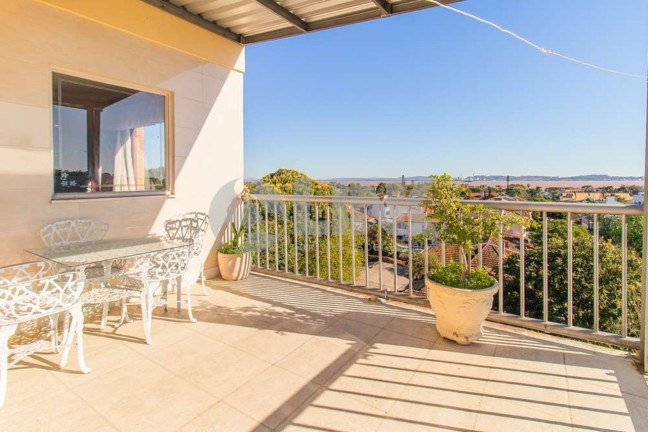 Imagem Imóvel com 3 Quartos à Venda, 181 m² em Tristeza - Porto Alegre Imagem Imóvel com 3 Quartos à Venda, 181 m² em Tristeza - Porto Alegre