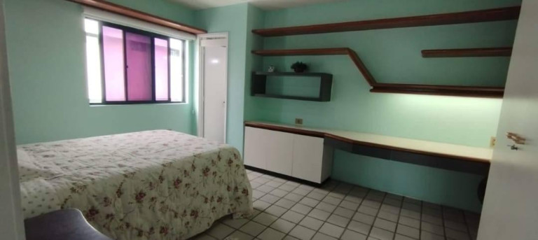 Imagem Apartamento com 5 Quartos à Venda, 215 m² Imagem Apartamento com 5 Quartos à Venda, 215 m²