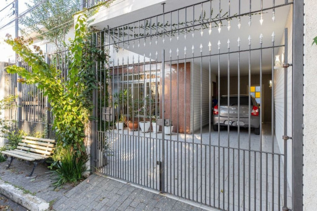 Imagem Casa com 3 Quartos à Venda, em Indianópolis - São Paulo Imagem Casa com 3 Quartos à Venda, em Indianópolis - São Paulo
