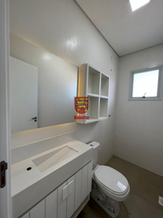 Imagem Cobertura com 3 Quartos à Venda, 209 m² em Ingleses Do Rio Vermelho - Florianópolis Imagem Cobertura com 3 Quartos à Venda, 209 m² em Ingleses Do Rio Vermelho - Florianópolis