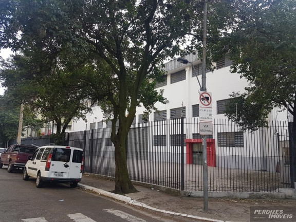 Imagem Imóvel Comercial à Venda ou Locação, 2.720 m² em água Branca - São Paulo Imagem Imóvel Comercial à Venda ou Locação, 2.720 m² em água Branca - São Paulo