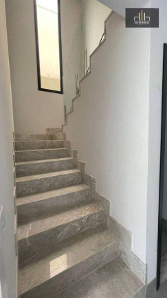 Imagem Casa com 4 Quartos à Venda, 309 m² em Jardim Itália - Cuiabá Imagem Casa com 4 Quartos à Venda, 309 m² em Jardim Itália - Cuiabá