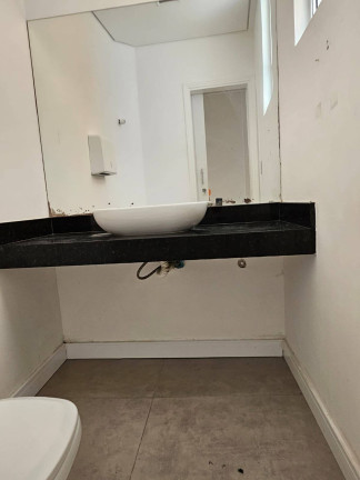 Imagem Casa com 12 Quartos para Alugar, 135 m² em Gonzaga - Santos Imagem Casa com 12 Quartos para Alugar, 135 m² em Gonzaga - Santos