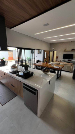 Imagem Casa com 3 Quartos à Venda, 269 m² em Floriza - Tangará Da Serra Imagem Casa com 3 Quartos à Venda, 269 m² em Floriza - Tangará Da Serra